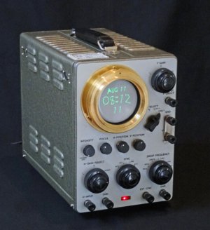 <a href="https://oscilloclock.com/archives/3327" target="_blank" rel="noopener">Metropolis Clock</a>